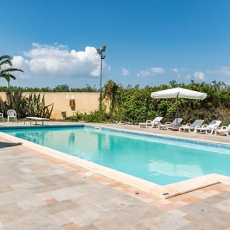 Country house Casa Vacanze Torre Tabia *
