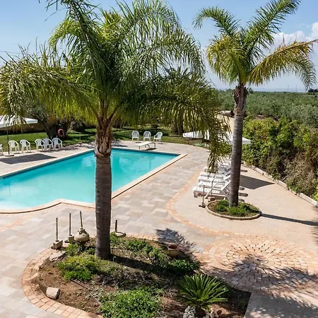 Country house Casa Vacanze Torre Tabia *