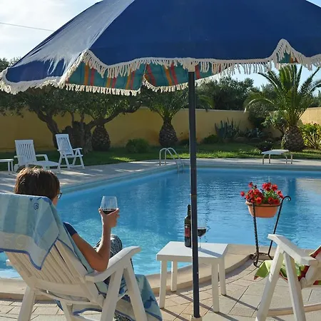 Casa Vacanze Torre Tabia Lantställe *